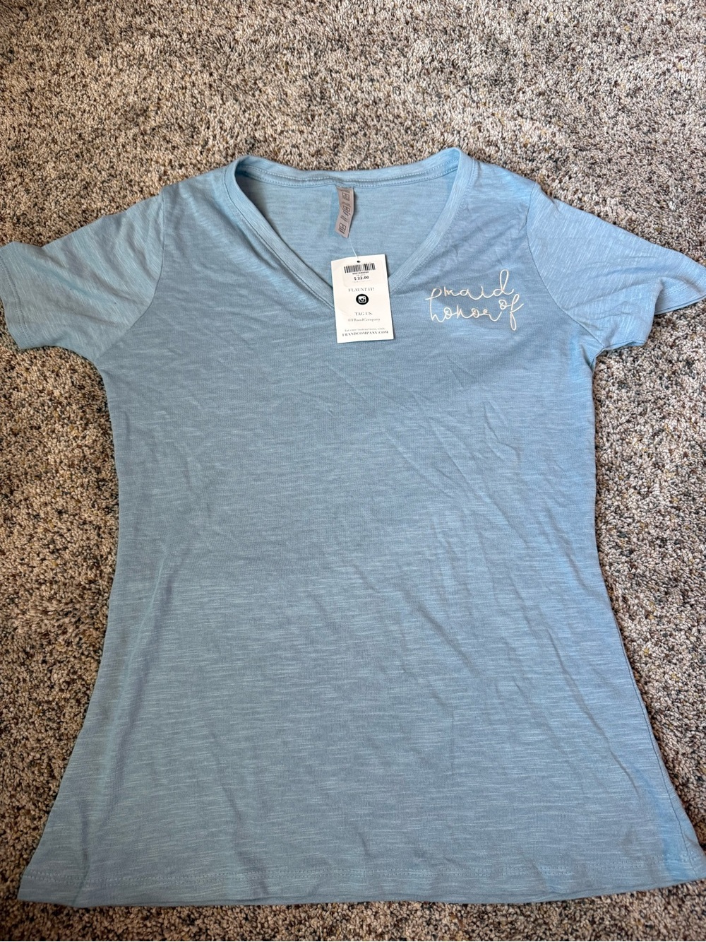 NWT Light Blue V Neck “Maid Of Honor” Short Sleeve Shirt - Size Small